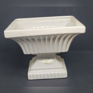 Vintage Haeger Off White Ceramic Pedastal Planter Vase